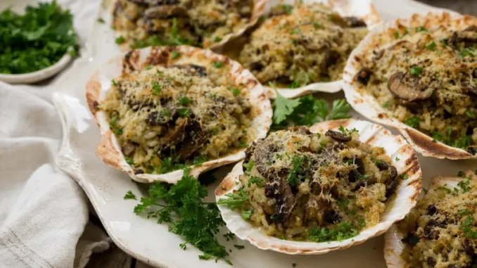Ryż w muszlach z pieczarkami zapieczony z parmezanem